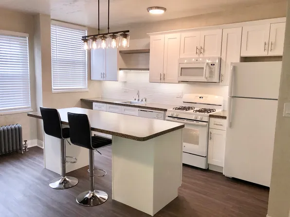 Main, 303 S Main St APT C, Lombard, IL 60148