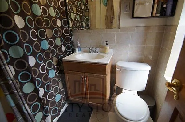 Rented by City Stop Realty | media 20