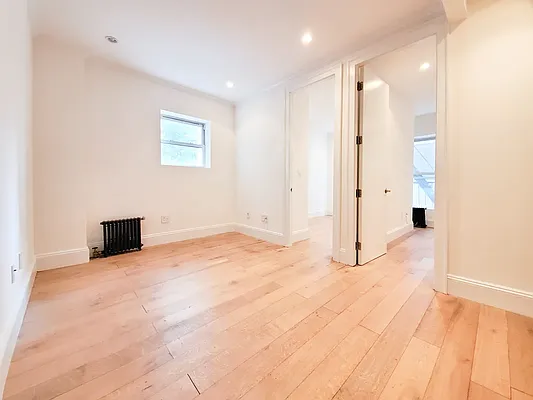 Rented by Brighton Management | media 4