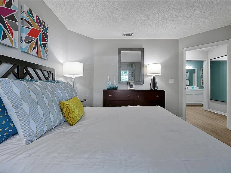 ARIUM Lakeview — Photo 16