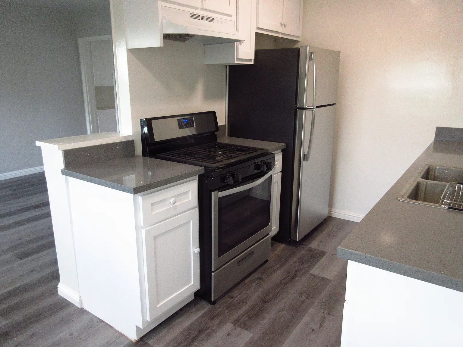 1 bed, $1,750 — Photo 2