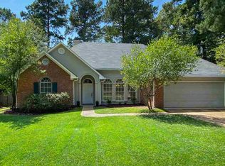 468 Shadowood Dr, Ridgeland, MS 39157
