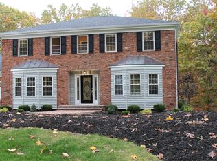 24 White Spruce Cir, Commack, NY 11725