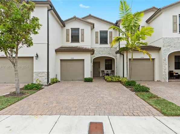 13071 SW 232nd St, Miami, FL 33170