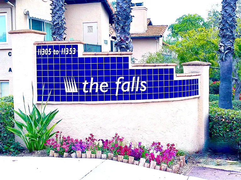 11329 Avenida De Los Lobos #G — Photo 2