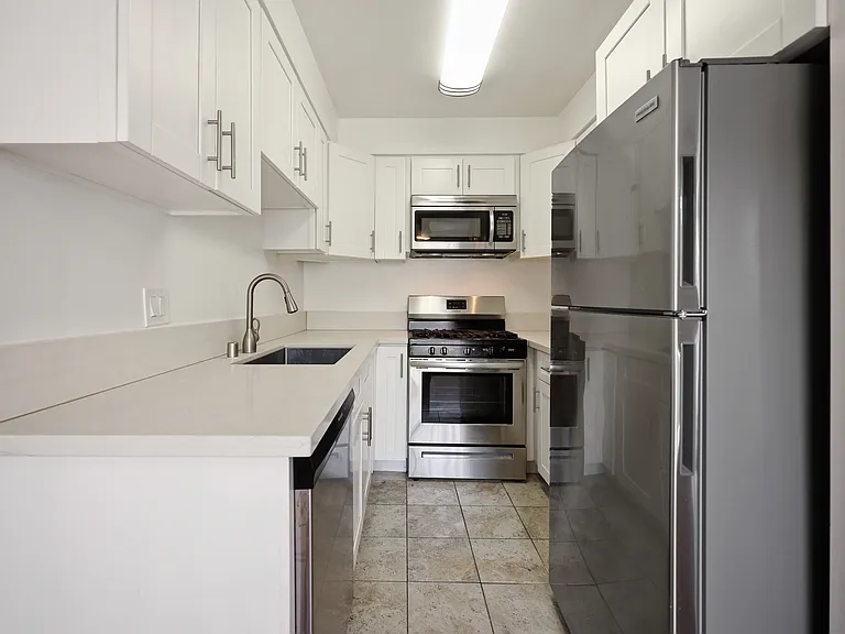 3690 Jasmine Ave #9 — Photo 5