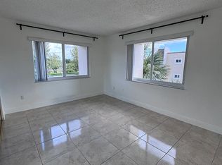 7920 Camino Real APT 401, Miami, FL 33143