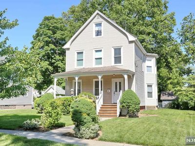 15 6th Ave, Westwood, NJ, 07675