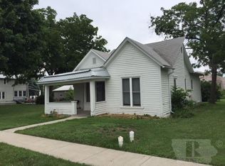 115 S Maple St, Lamoni, IA 50140