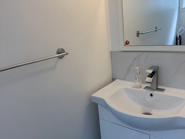 1 Hammond Dr #LOWER LEVEL — Photo 8