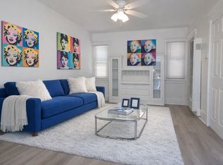 1750 E 3rd St APT 5, Long Beach, CA 90802