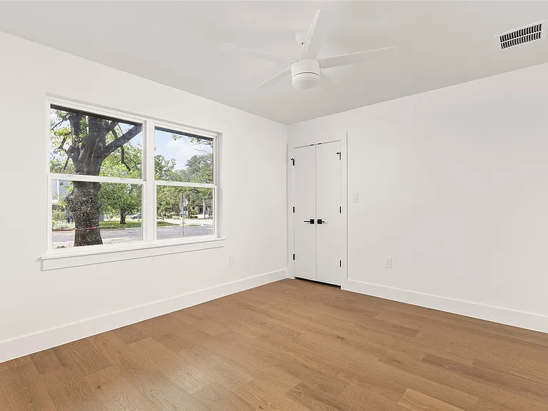 4501 Packsaddle Rd — Photo 29