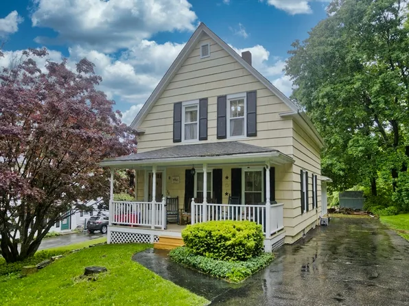 26 May St, Spencer, MA 01562