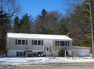 181 Hobbs Rd, Pelham, NH 03076