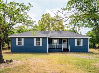 5748 Blackburn Dr, Joshua, TX 76058