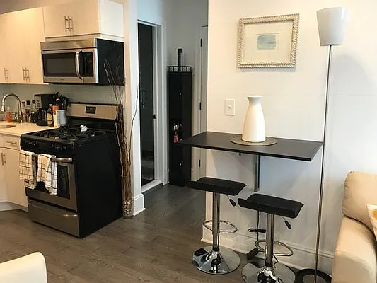 Rented by Platinum Forbes Global Properties | media 11