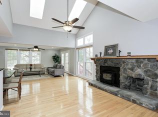 4812 Sweetbirch Dr, Rockville, MD 20853