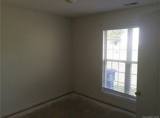 813 White Oak Ln, Matthews, NC 28104