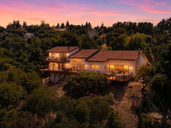 17240 Copper Hill Dr, Morgan Hill, CA 95037