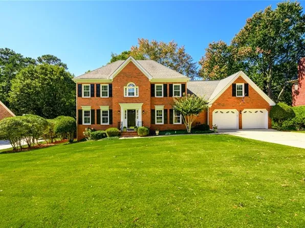 1771 Berry Ln, Snellville, GA 30078