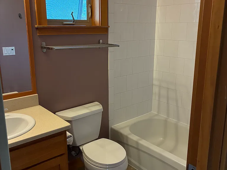 Upstairs full bath