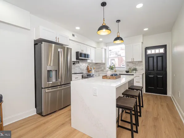 3130 Ravenwood Ave, Baltimore, MD 21213