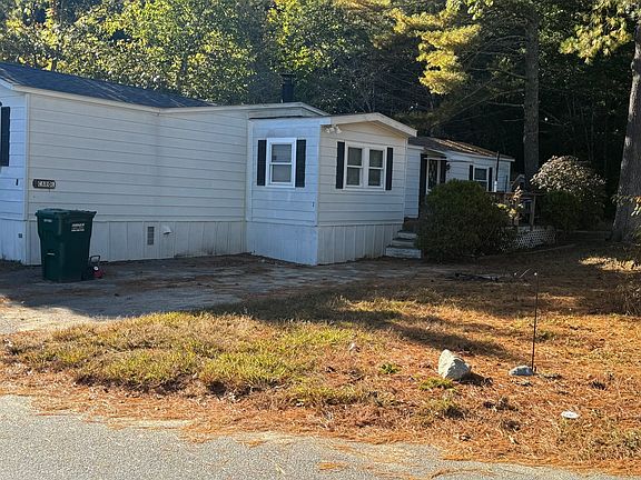 3rd image of 1 Carol St