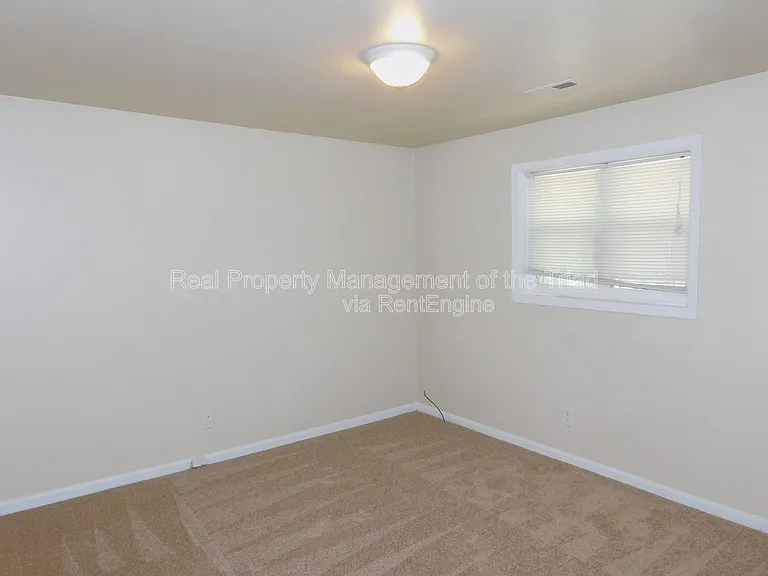2118 Everitt St #K — Photo 9