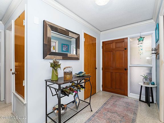 4th image of 1003 Woodsmere Pkwy
