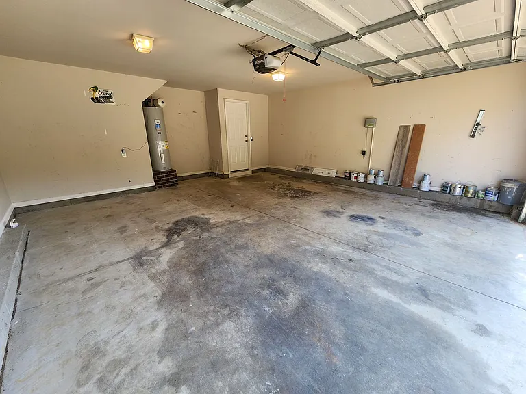 5716 Scarecrow Ct — Photo 32