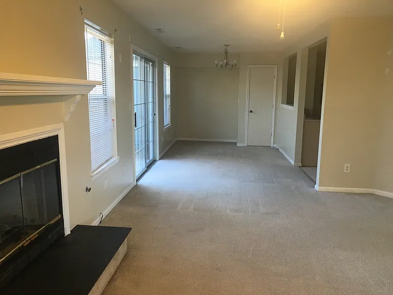 4689 Shallowford Cir — Photo 3