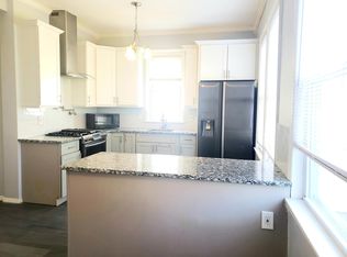 130 Grant Ave, Jersey City, NJ 07305
