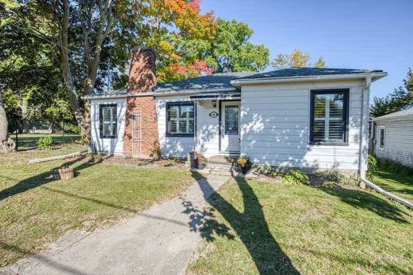 281 Eagle St, Newmarket, ON L3Y 1J9 Zillow
