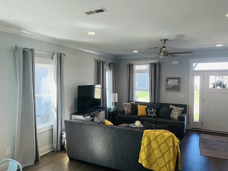 66 Suntan Ct — Photo 8