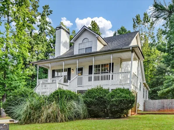 105 Pemberton Pl, Sharpsburg, GA 30277