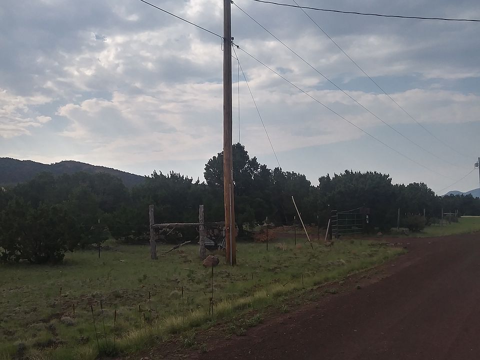2nd image of 7587 N Ponderosa Ave