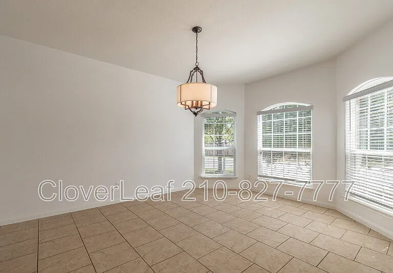 8003 Oxbow Way — Photo 8