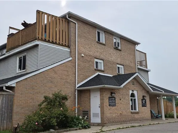 67 Valleyview Rd #56, Kitchener, ON N2E 3J1