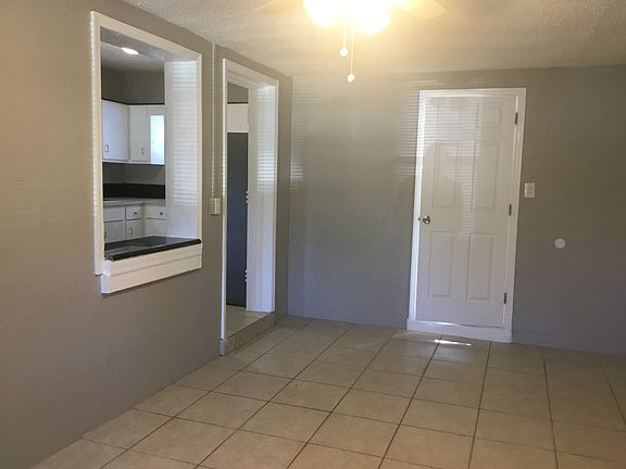 2nd image of 2404 Lafayette Ave