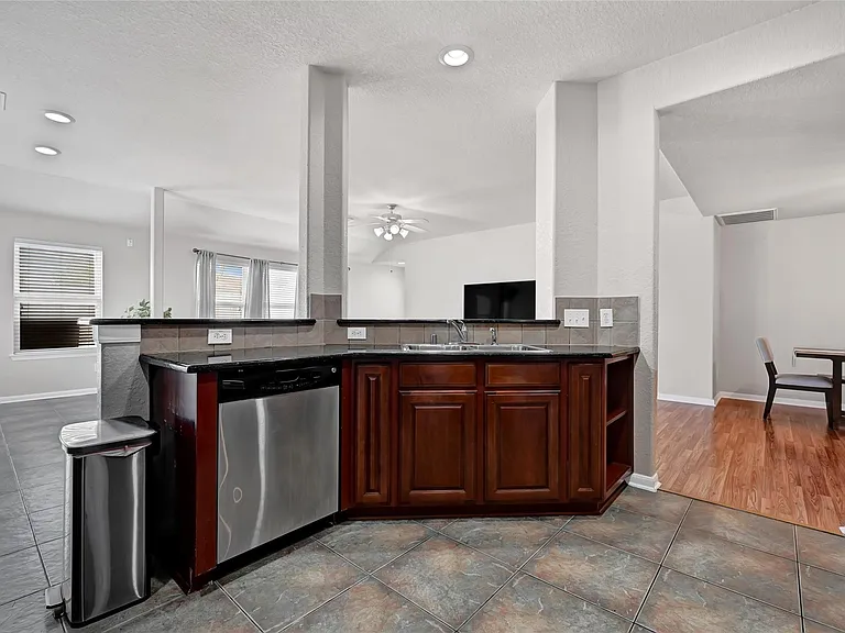 3114 Rendezvous Ct — Photo 8