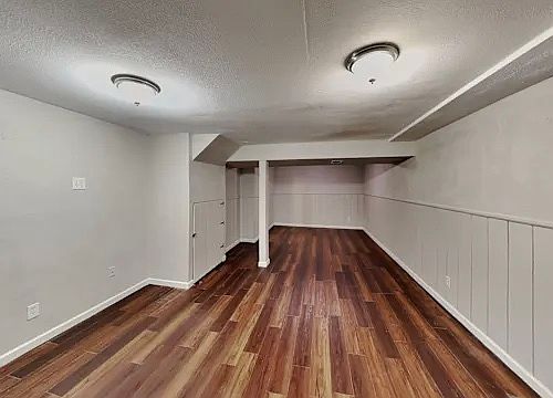 2nd image of 9905 Garland Dr