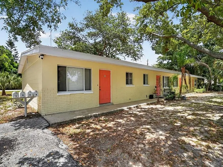 5991 Fairfield Ave S — Photo 14
