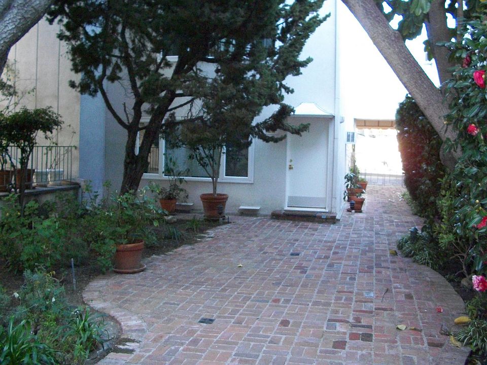 2nd image of 11640 Gorham Ave APT 21