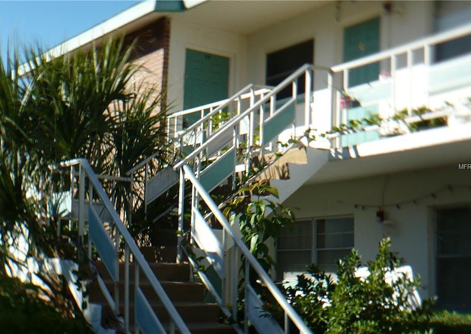 1st image of 5825 18th St N APT 10