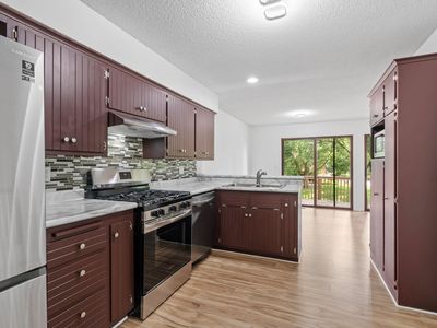 14377 Chestnut Dr, Eden Prairie, MN, 55347