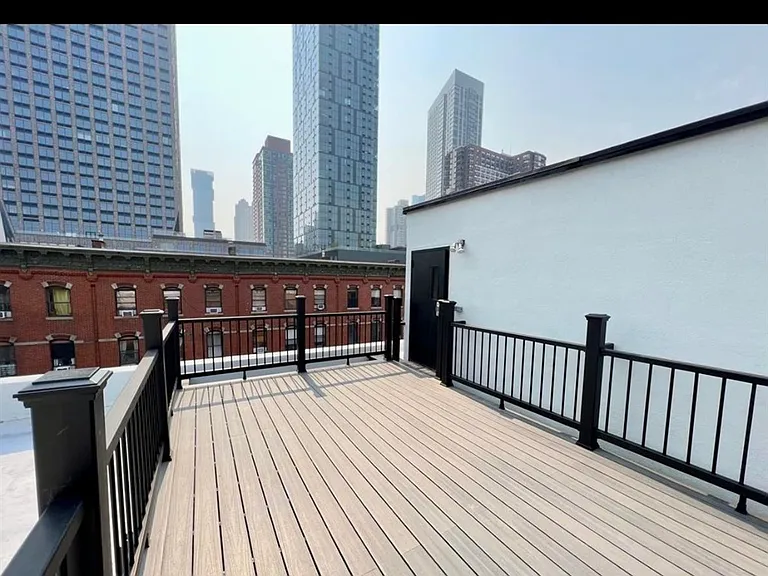 353 Grove St #1A — Photo 15