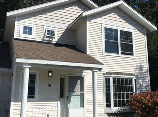 5 Chipmunk Ct, Brunswick, ME 04011