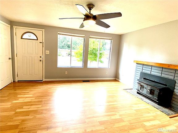2nd image of 33904 207th Pl SE