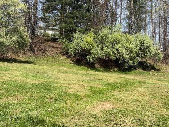 433 Ashley Ln #40-43, Summersville, WV 26651