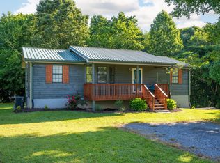 195 Springvale Ln, Rock Spring, GA 30739